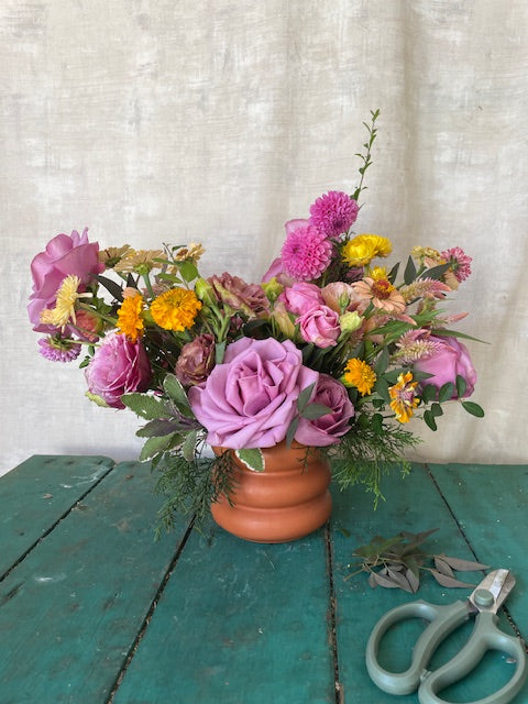 Deluxe Vase Arrangement